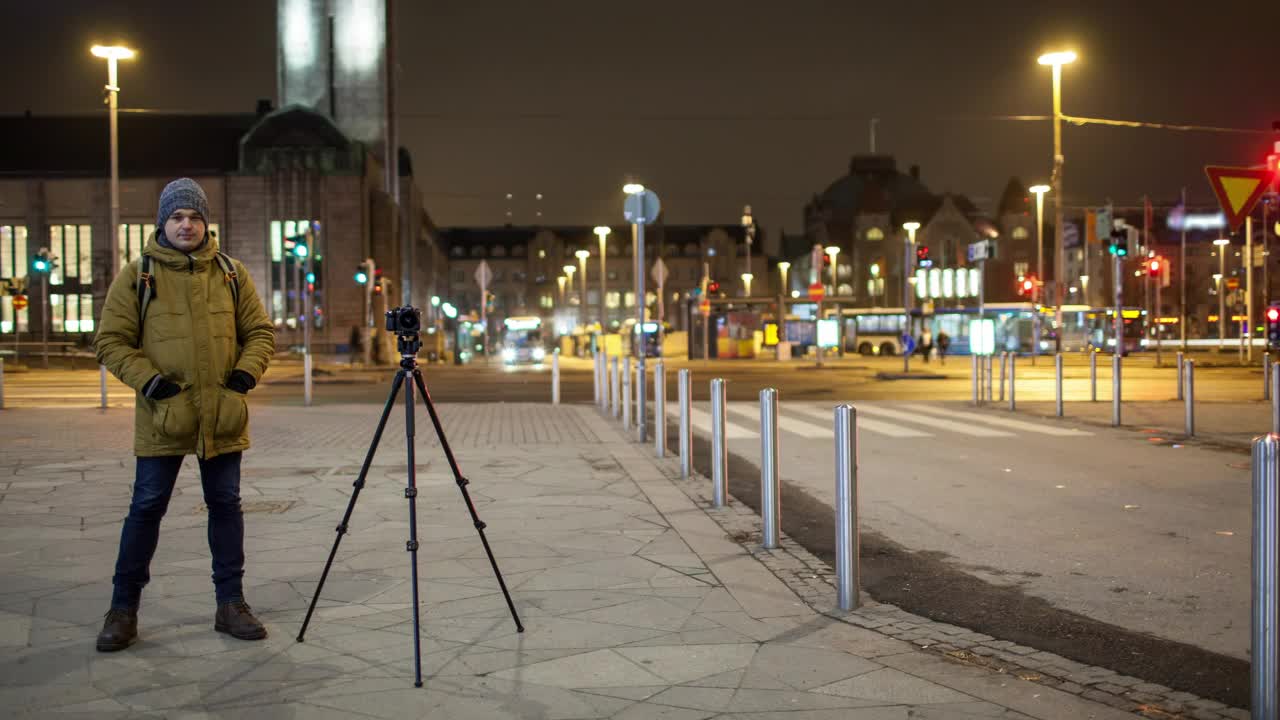 Video Stock Photographer In Helsinki Live Wallpaper Free - Free Download