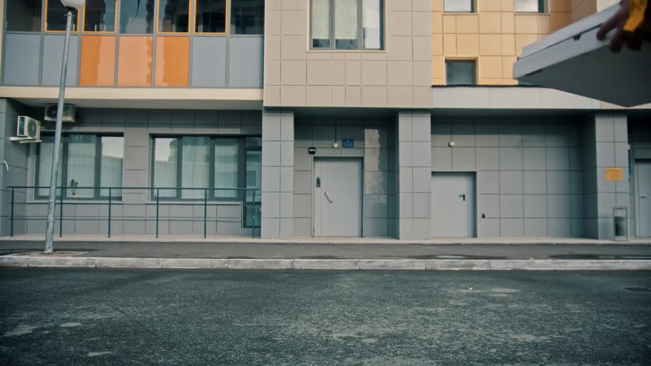 Stock Video Courier Man In Yellow Uniform Drops The Pizza Boxes On Live Wallpaper For PC - Free Download