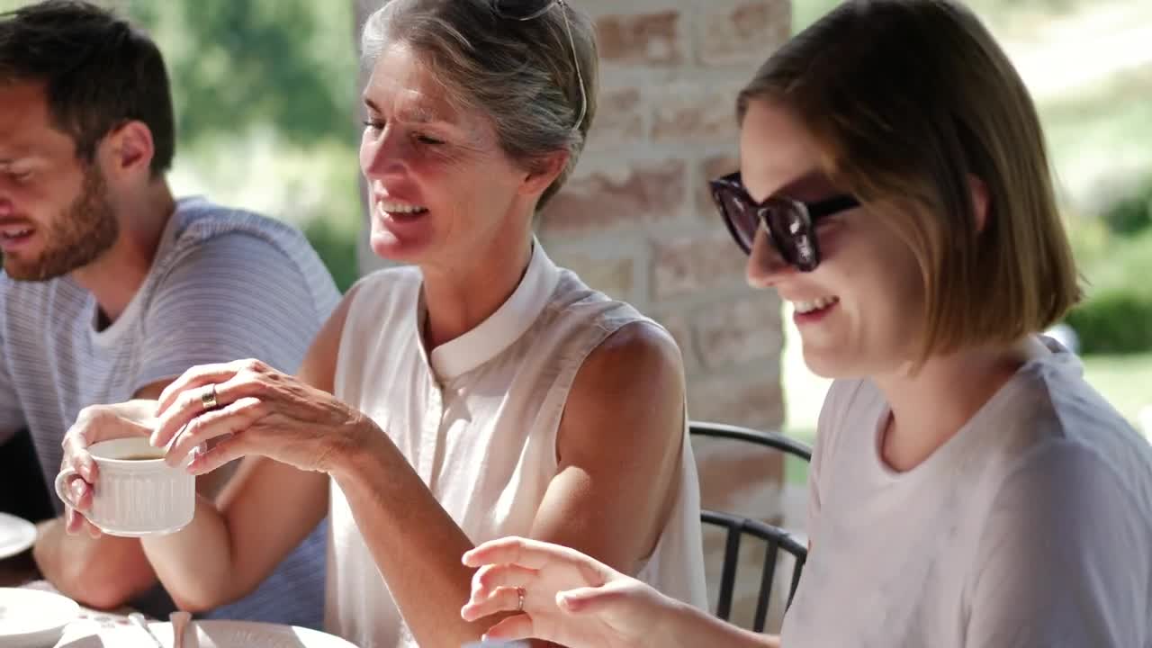 Stock Video Family Having Breakfast Together Live Wallpaper For PC - Free Download