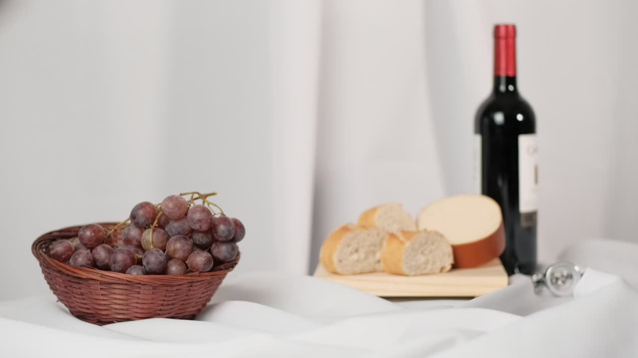 Stock Video Hands Of A Couple Toasting With Wine Animated Wallpaper - Free Download