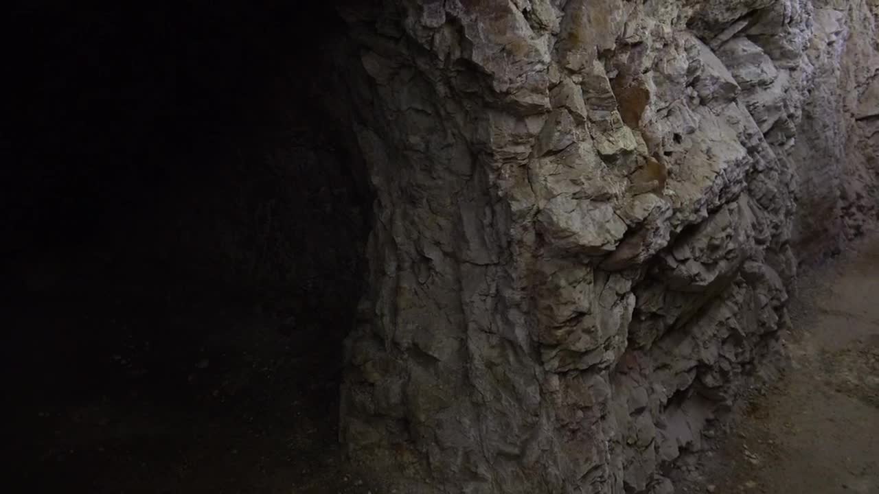 Stock Video Dark Cave Entrance Live Wallpaper For PC - Free Download