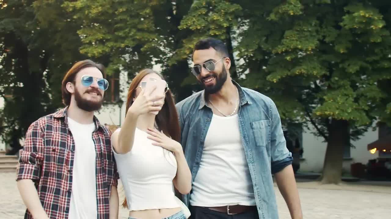 Stock Video Friends Say Hello On Video Call While Walking Outdoors Live Wallpaper For PC - Free Download