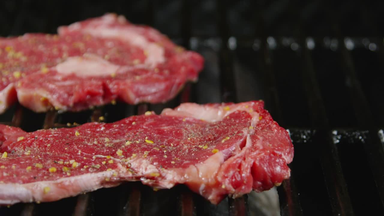 Free Stock Video Seasoned Steak On The Grill Live Wallpaper - Free Download