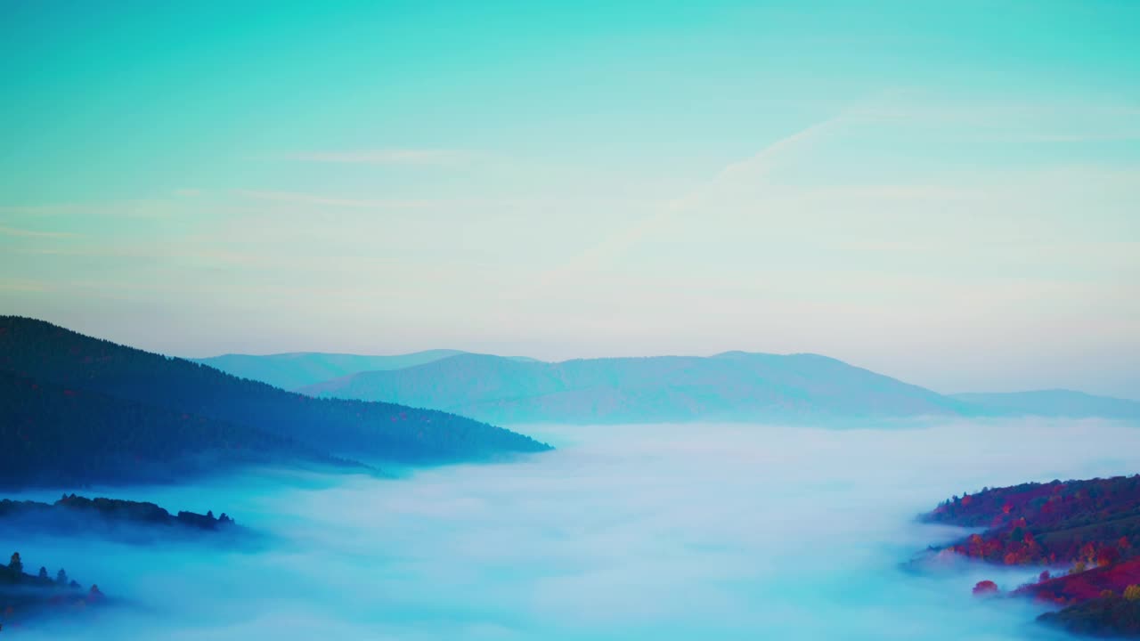 Stock Video Mountainous Autumn Landscape Covered In Mist Live Wallpaper - Free Download