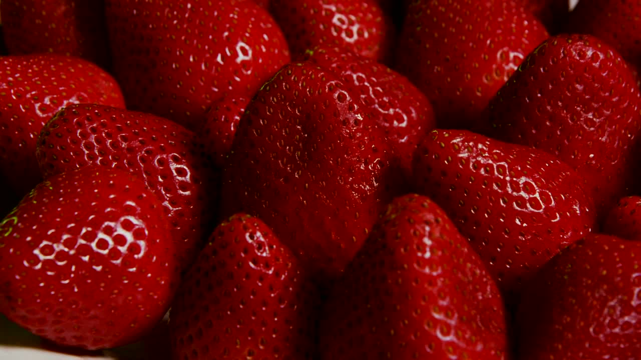 Free Video Stock Strawberries Spinning On A Platter Live Wallpaper - Free Download