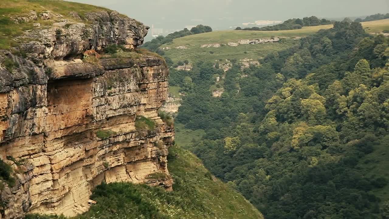 Free Video Stock Summer In The Mountains Live Wallpaper - Free Download