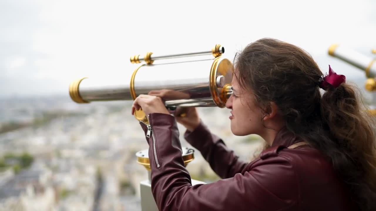 Stock Video Girl Observing Paris From The Top Of The Eiffel Tower Live Wallpaper For PC - Free Download