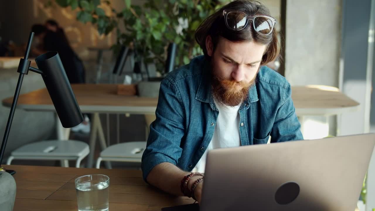 Free Video Stock Stressed Man Working From Home On His Laptop Live Wallpaper - Free Download