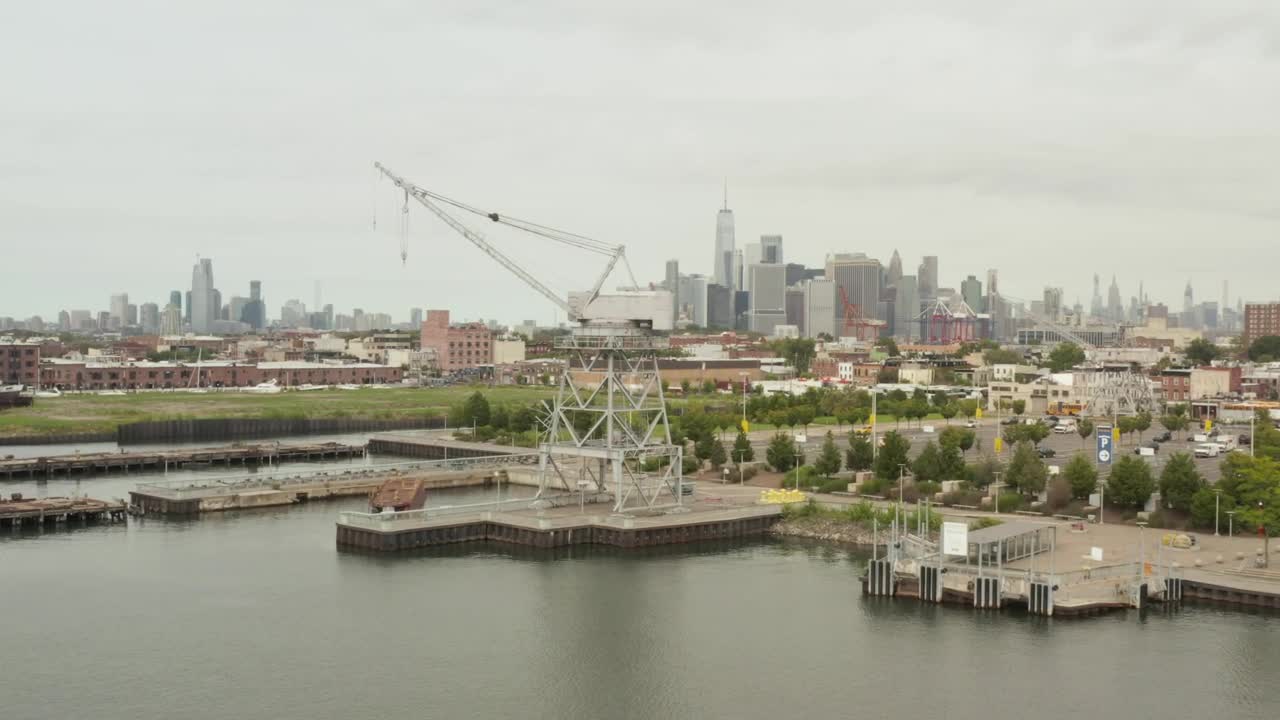 Stock Video Crane In The International Maritime Traffic Dock Live Wallpaper For PC - Free Download