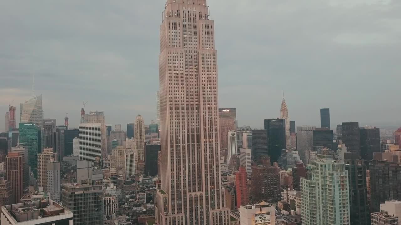 Stock Video Empire State Building In New York Live Wallpaper For PC - Free Download