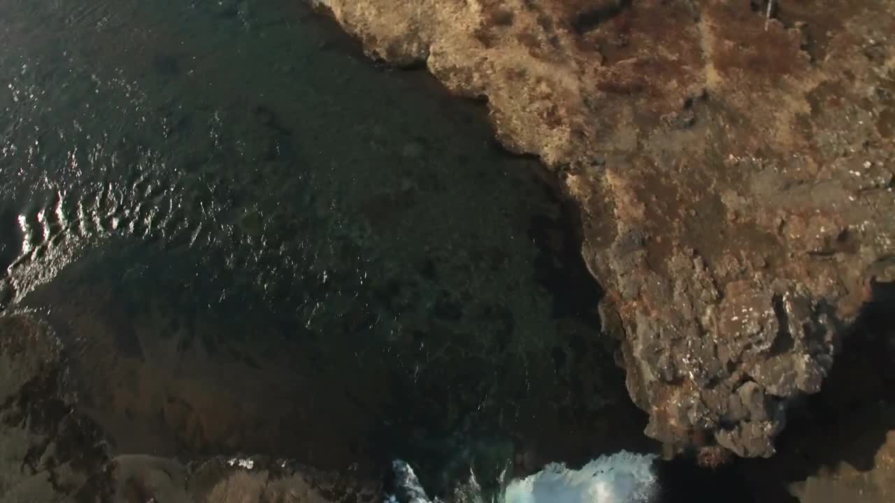 Stock Video Fast Flowing Waterfall Live Wallpaper For PC - Free Download