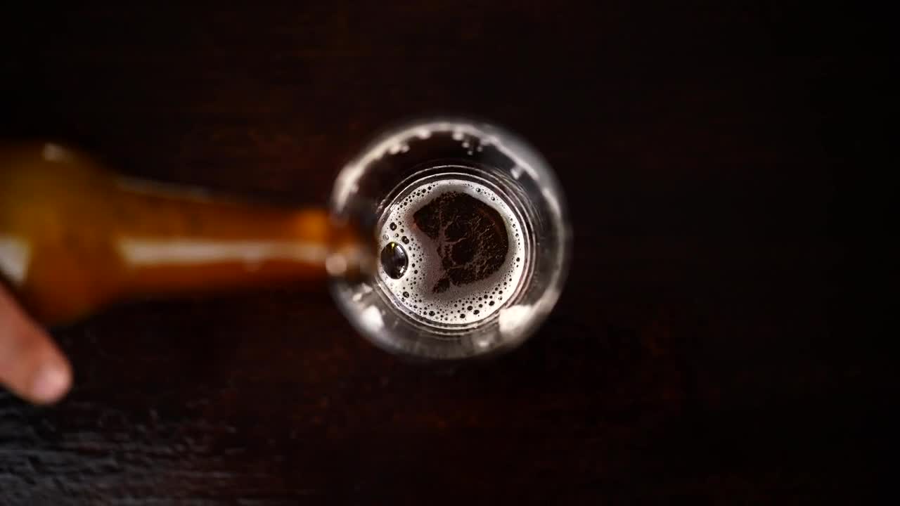 Free Stock Video Serving Beer In A Glass Top Shot Live Wallpaper - Free Download