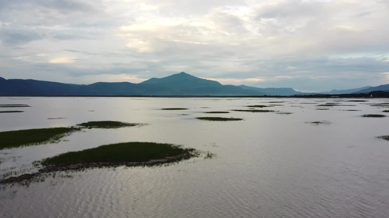 Stock Video Going Through A Huge Lake Aerial Show Live Wallpaper For PC - Free Download