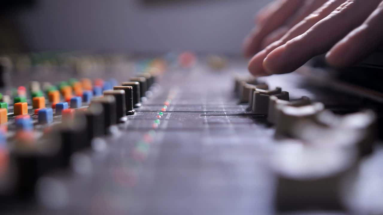 Stock Video Hiphop Producer Using A Mixing Console Animated Wallpaper - Free Download