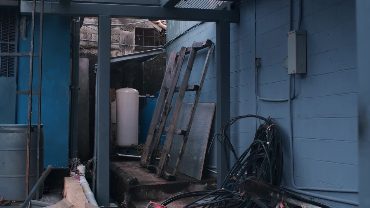 Stock Video Courtyard Of An Abandoned House Live Wallpaper For PC - Free Download