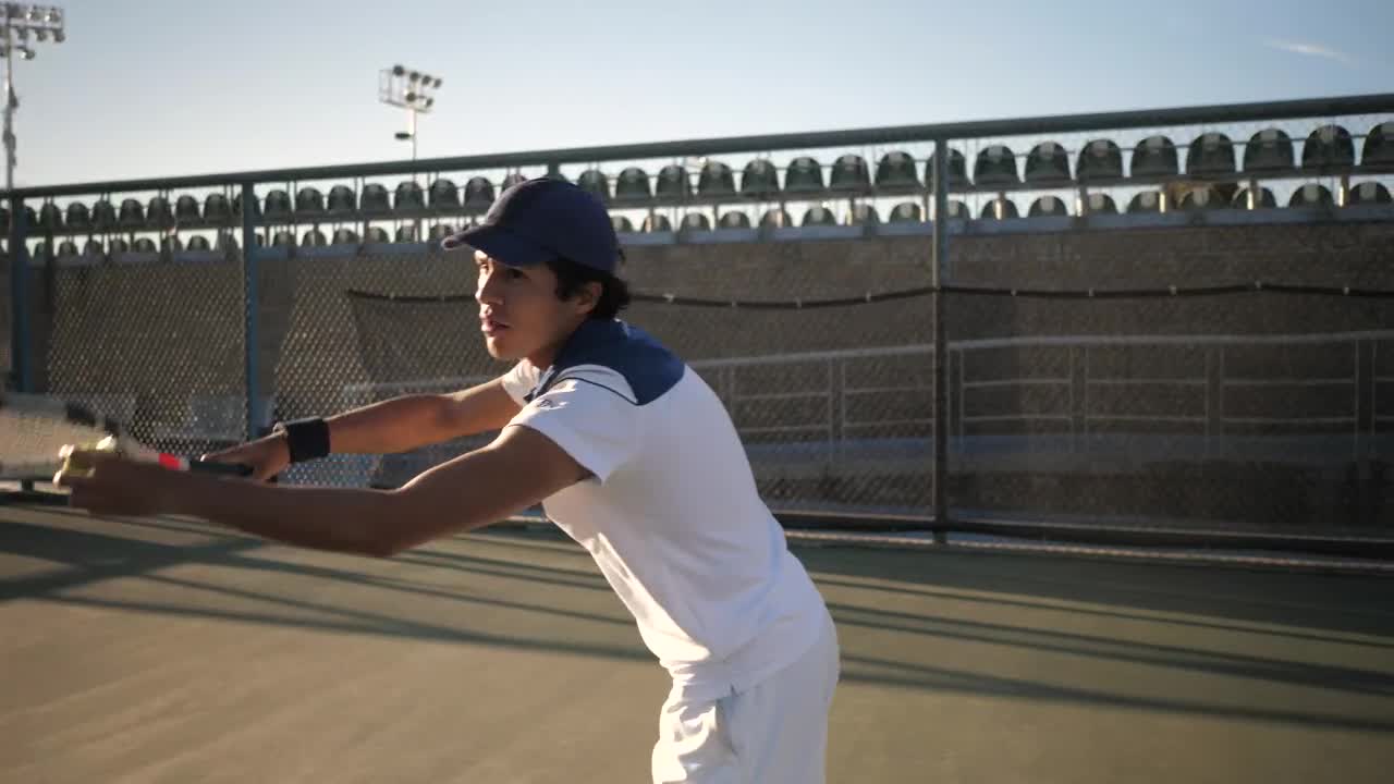 Free Video Stock tennis player serving Live Wallpaper - Free Download