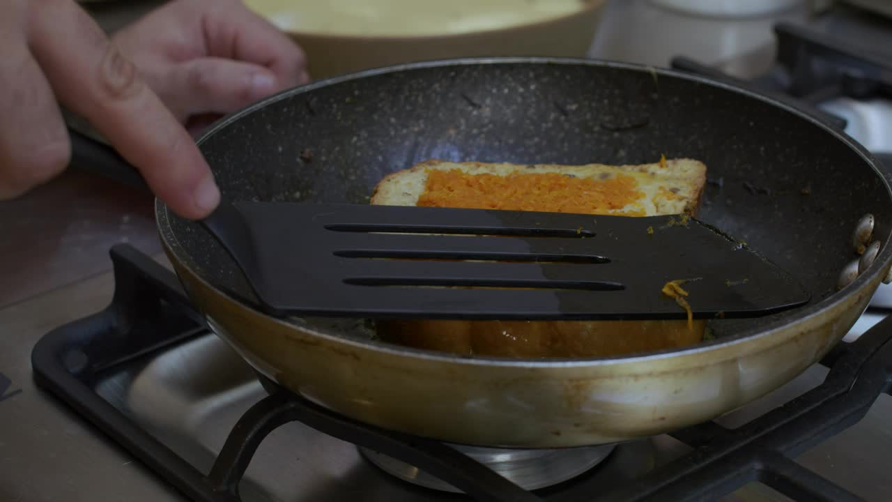 Stock Video Frying Bread With Butter For A Dessert Live Wallpaper For PC - Free Download