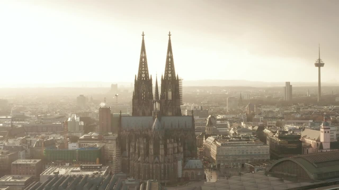 Stock Video Beautiful Cathedral In The Stunning German City Live Wallpaper For PC - Free Download