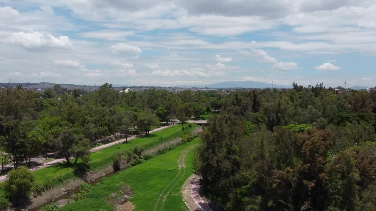 Video Stock Canal In A Huge Park In An Aerial View Live Wallpaper For PC - Free Download