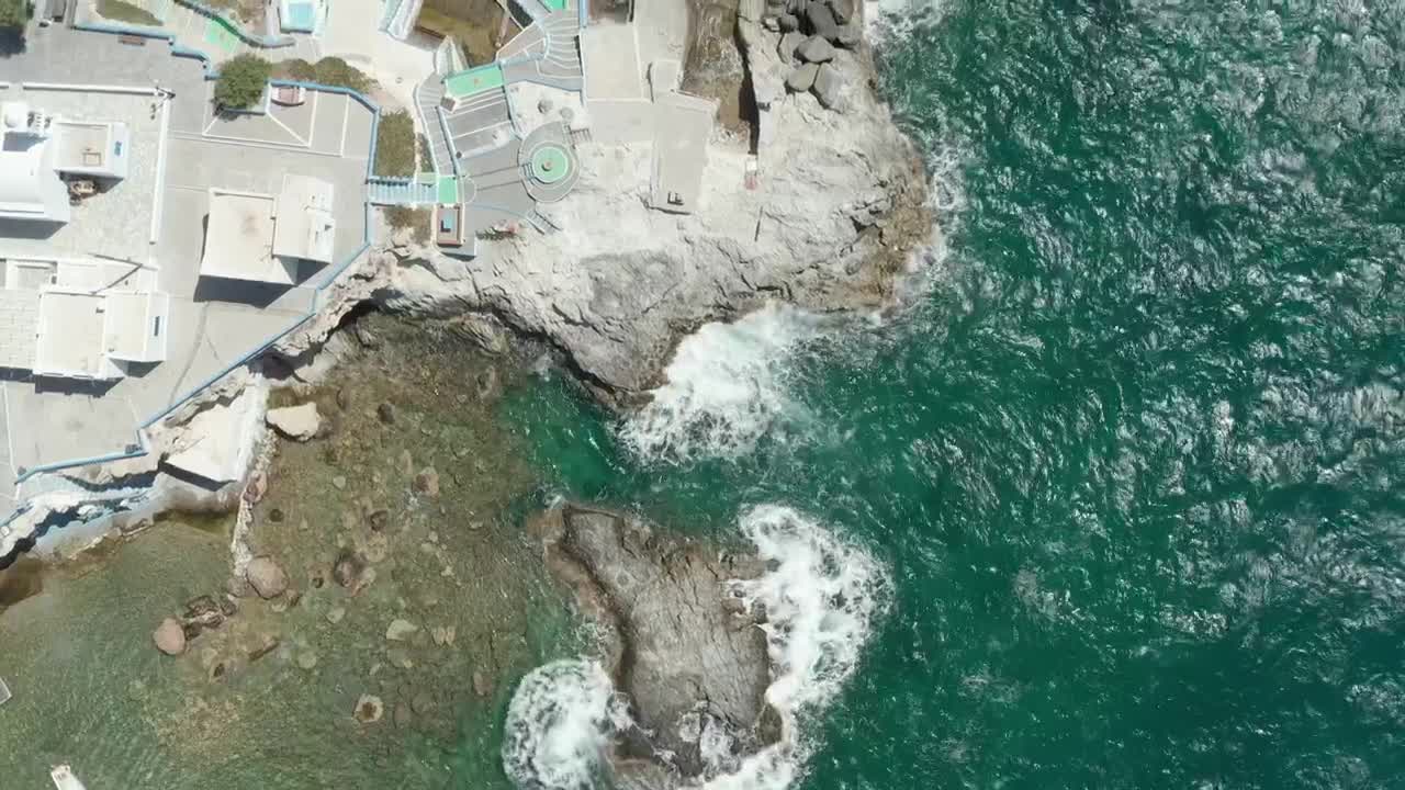 Free Stock Video Waves Crashing On The Coast Of A Fishing Village Live Wallpaper - Free Download