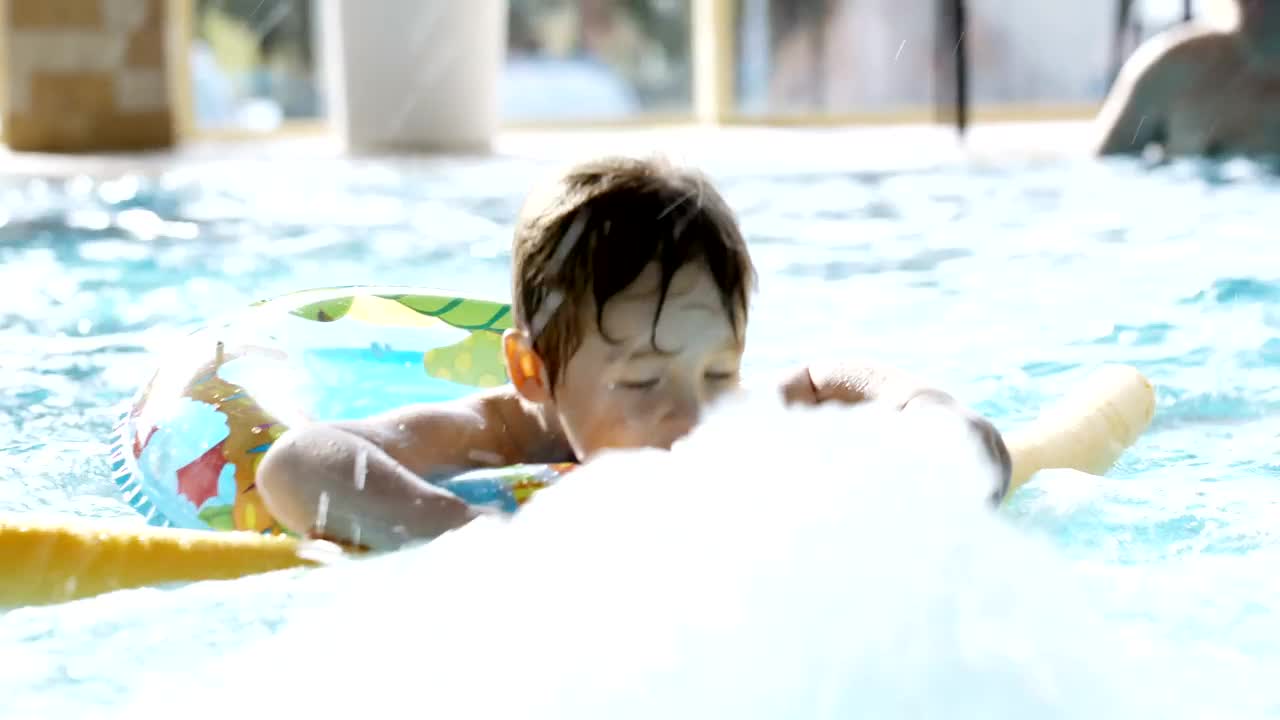 Free Video Stock swimming with a foam stick Live Wallpaper - Free Download