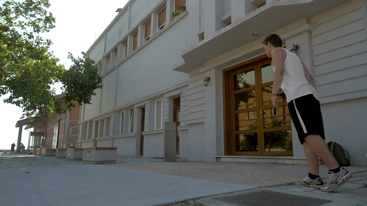 Free Video Stock teenager doing parkour Live Wallpaper - Free Download