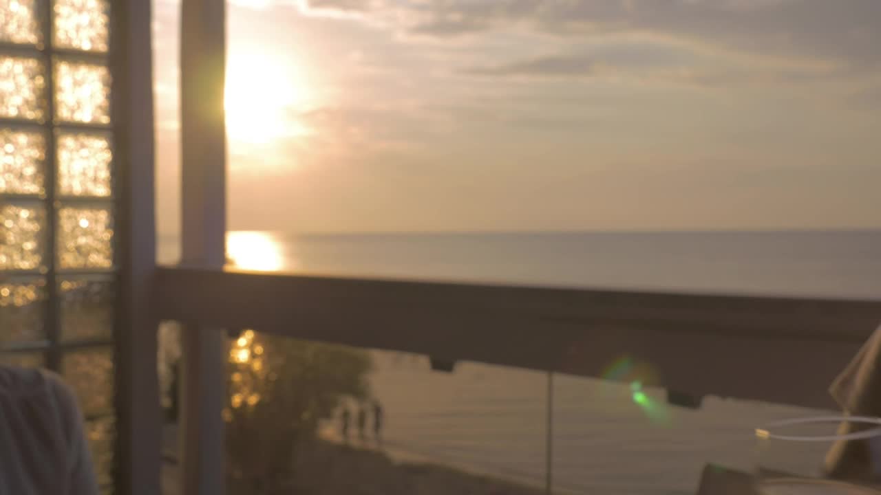 Video Stock Raising Wine Glasses At Sunset Live Wallpaper Free - Free Download