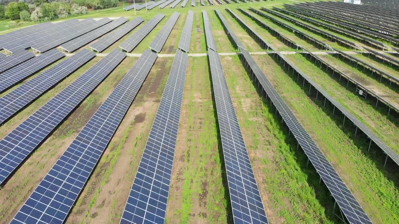 Free Video Stock Solar Panels In A Power Station Live Wallpaper - Free Download
