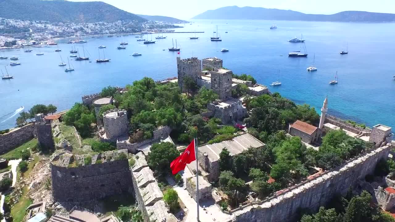 Video Stock City Castle And Yachts In The Ocean Live Wallpaper For PC - Free Download
