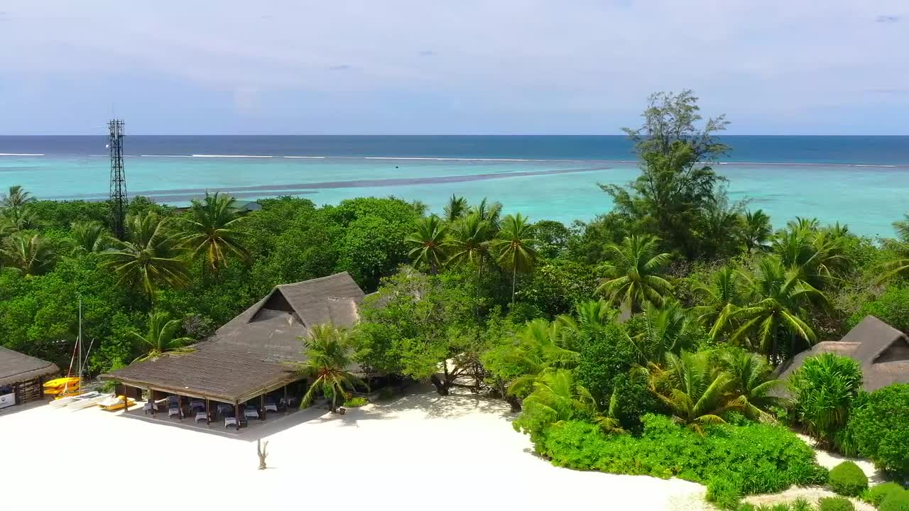 Stock Video Luxury Tourist Beach Animated Wallpaper - Free Download